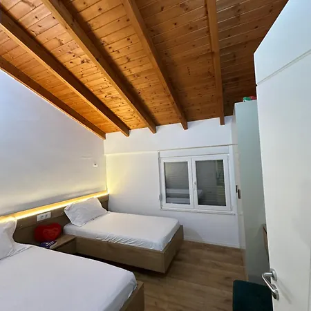 Bliss * Durrës